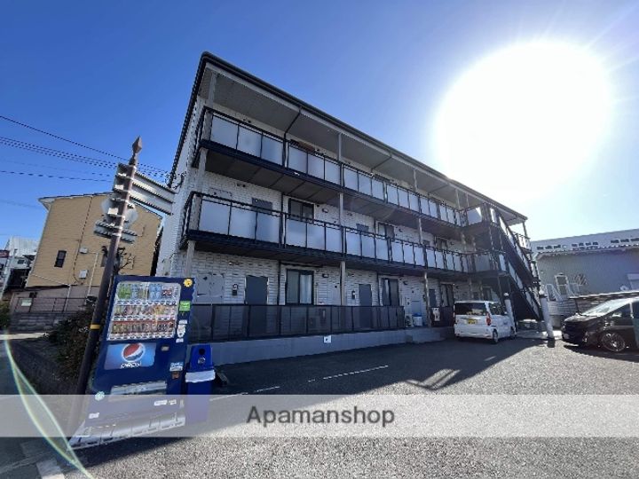 ファミール岸和田の外観