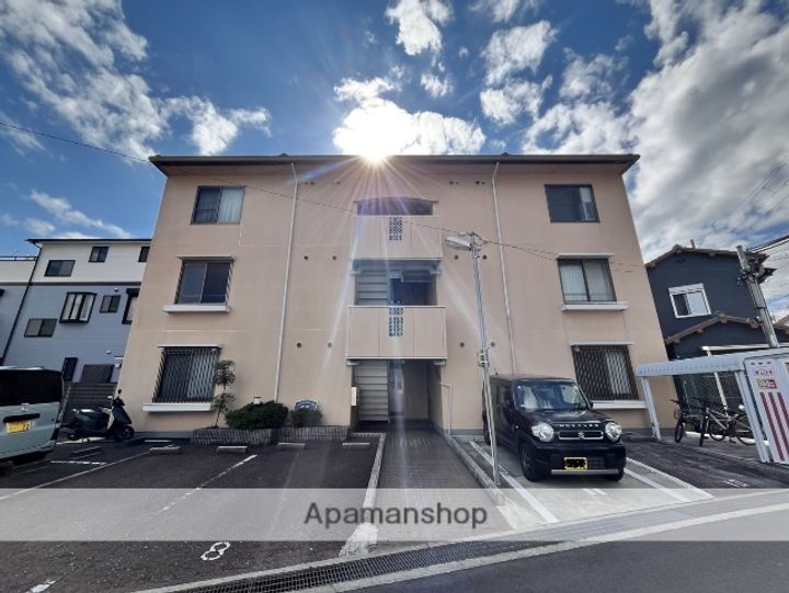 大阪府交野市星田5丁目の賃貸マンションの外観