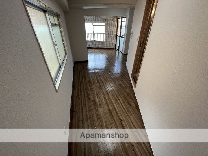 幸福ハイツの内装