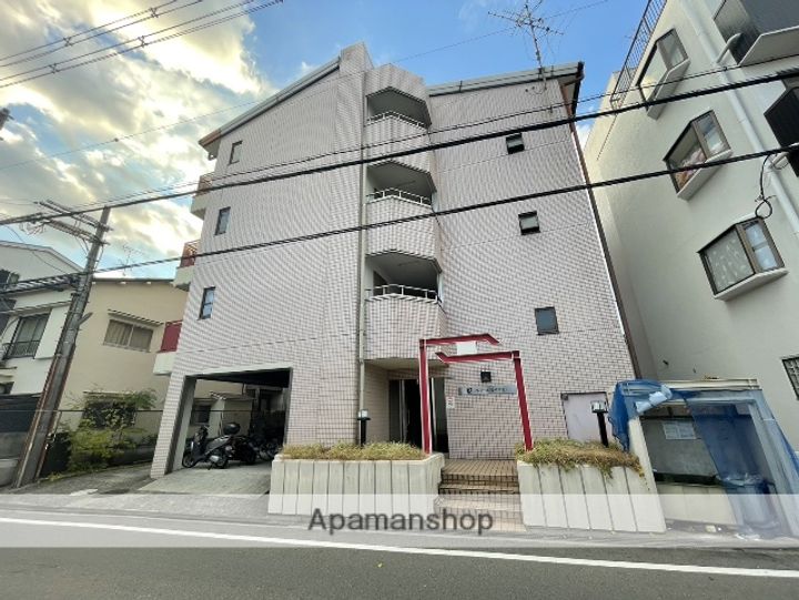 ファインコートⅢ池田中町の外観