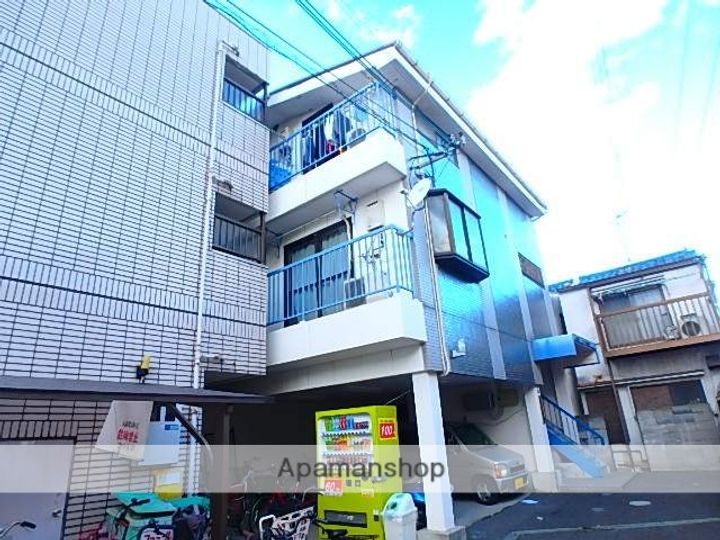 モナムールの外観