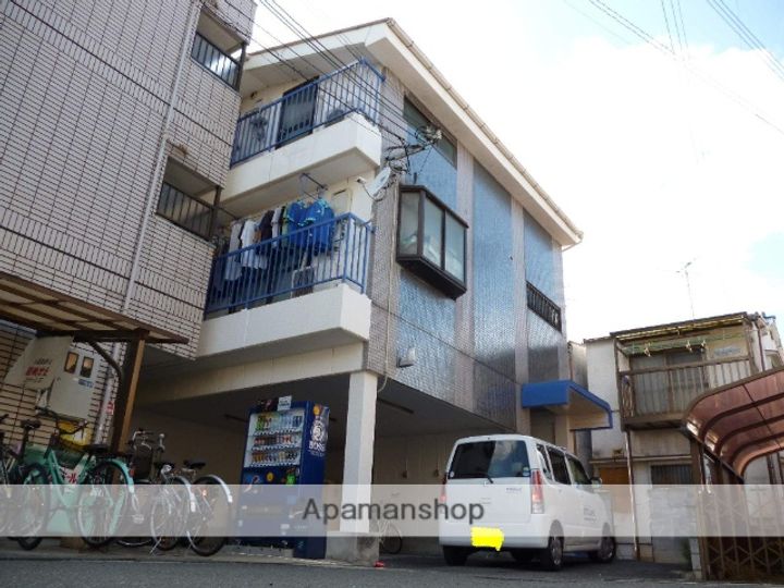 モナムールの外観