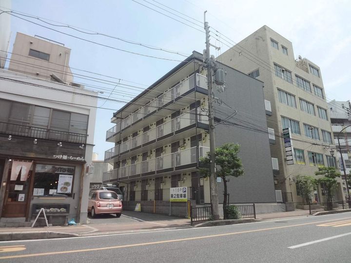 レオパレスひらかたの外観