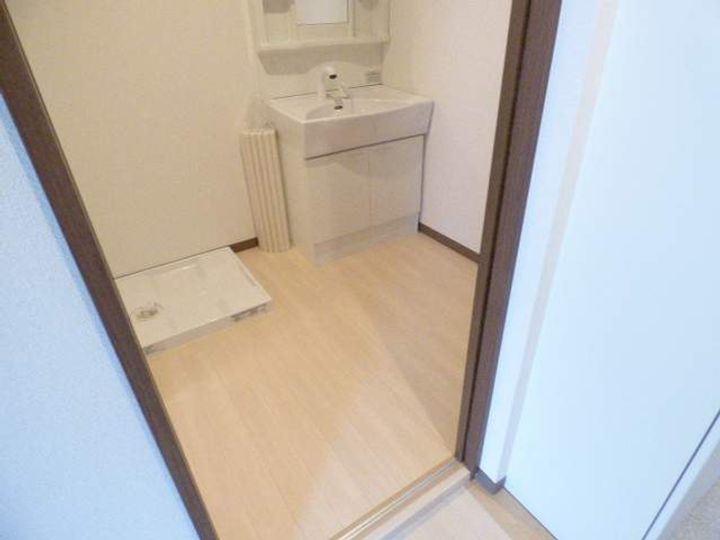 大阪府交野市星田8丁目の賃貸マンションの内装
