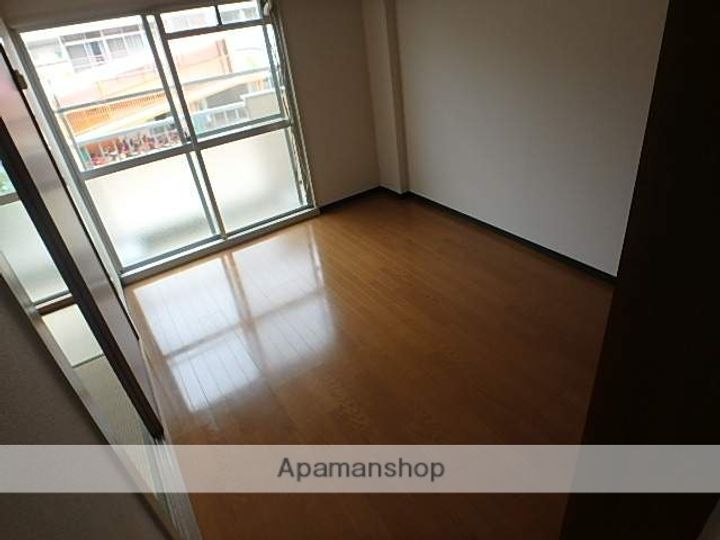 北野ハイツの居間