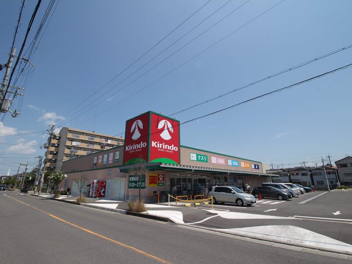 フェリーチェコウズの周辺