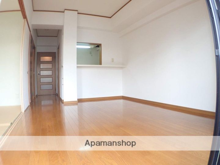 メゾン橋喜の居間