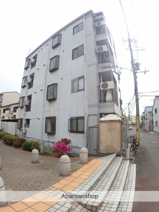 アビタシオン三箇の外観