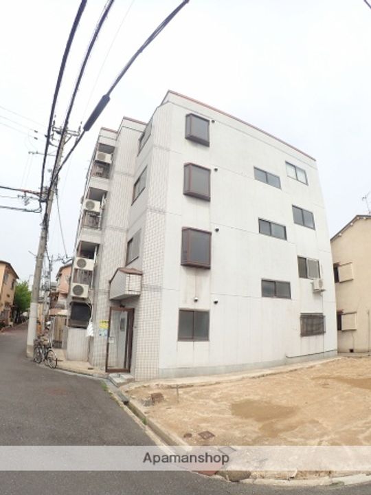 アビタシオン三箇の外観