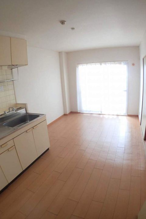 ビューテラス畷A棟の居間