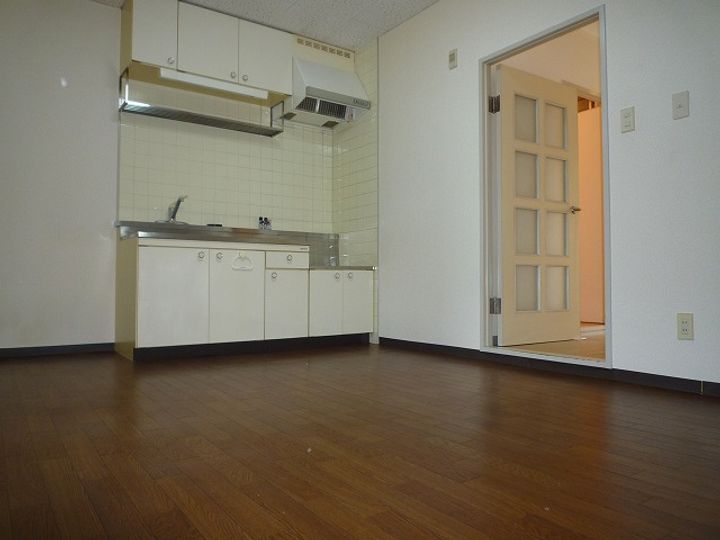 セブンハイツの居間