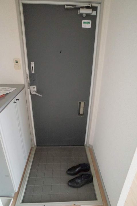 サンライフ岡山3の玄関