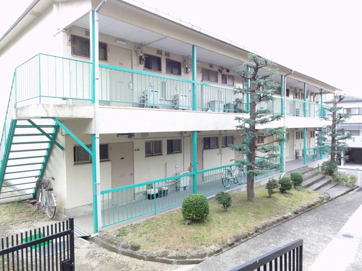 チェリーハイツ野崎の外観