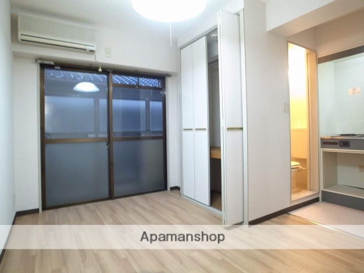 トモエハイツ5号館の居間