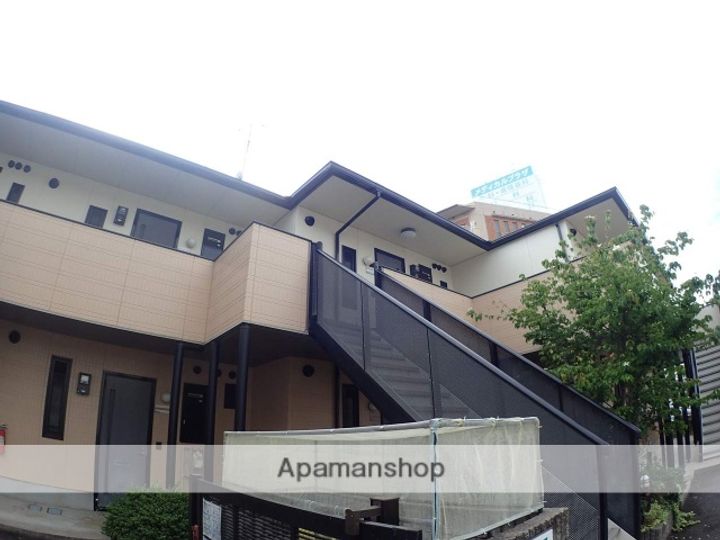 ヴォヌール・ミチの外観