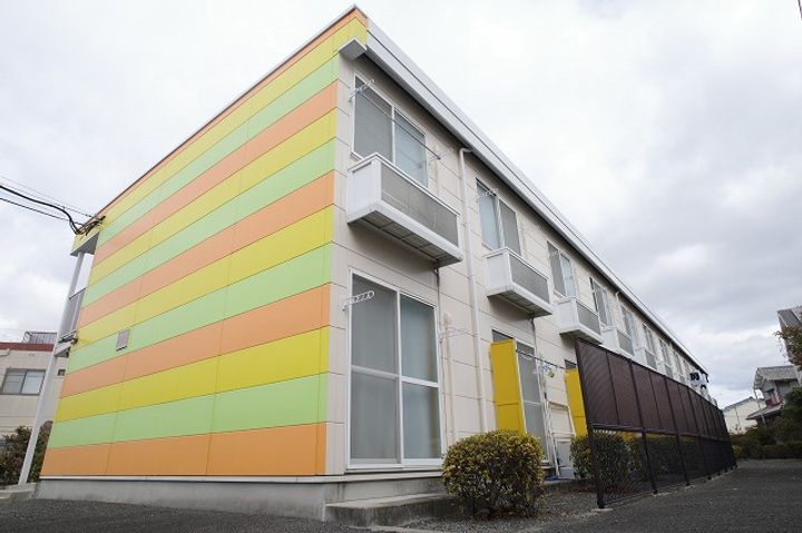 レオパレスフォレストIIの外観