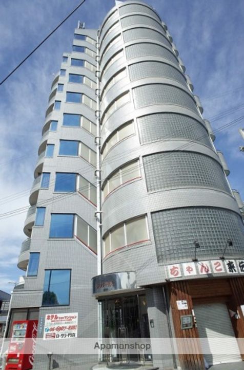 ロータリー門真の外観