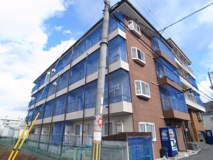 レインボーエムの外観