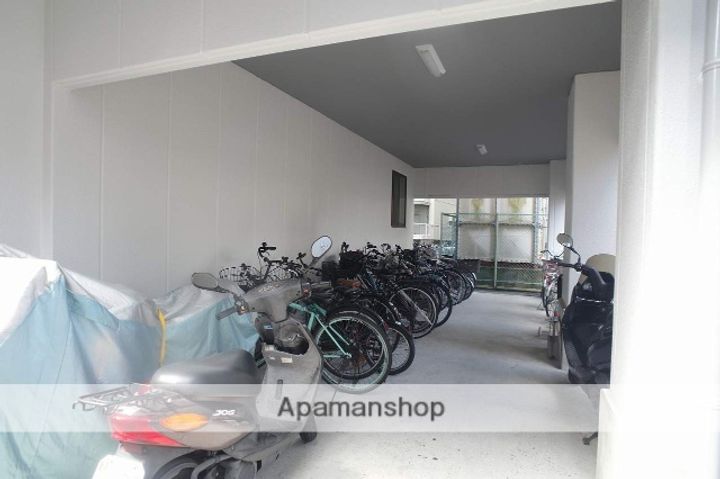 シャルル四条畷駅前のその他画像