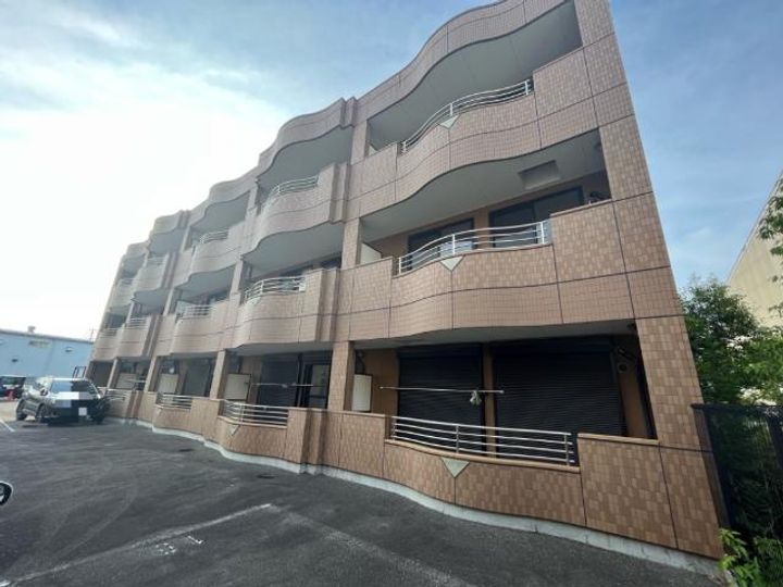 グランドソレーユⅡ201の外観