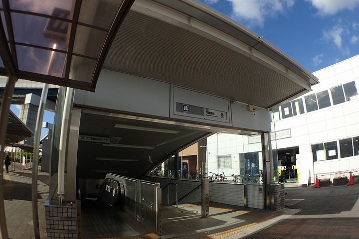 スカイホープスの周辺