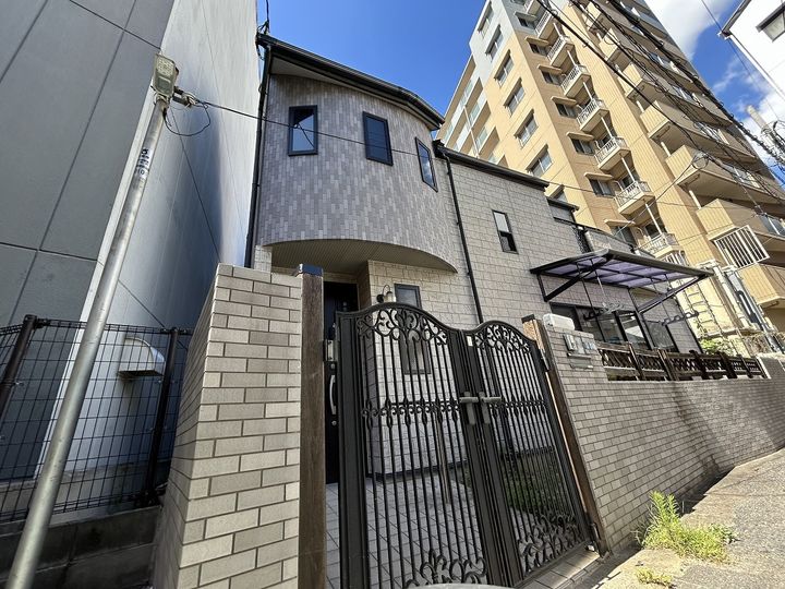 大阪府大東市住道1丁目(一戸建)の賃貸物件の外観