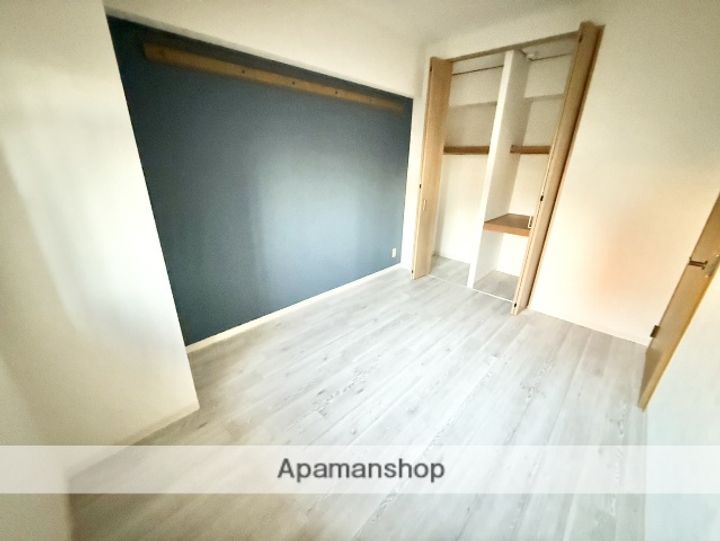 大阪府大阪市東淀川区豊新5丁目の賃貸マンションの内装