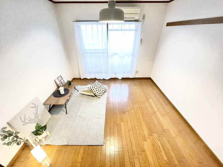 ブリレボヌールの居間