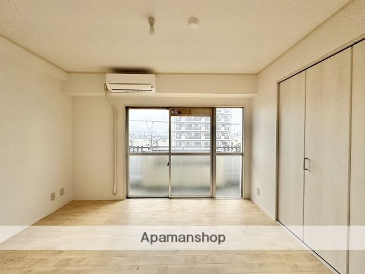 松茂マンションの内装