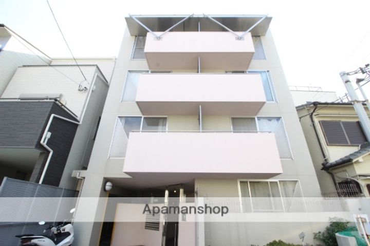 シャトレ上新庄の外観