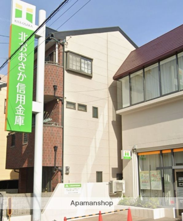 バビロン小松の周辺