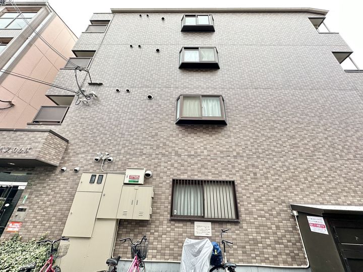 サーパスわかばの外観