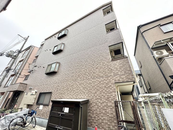 サーパスわかばの外観