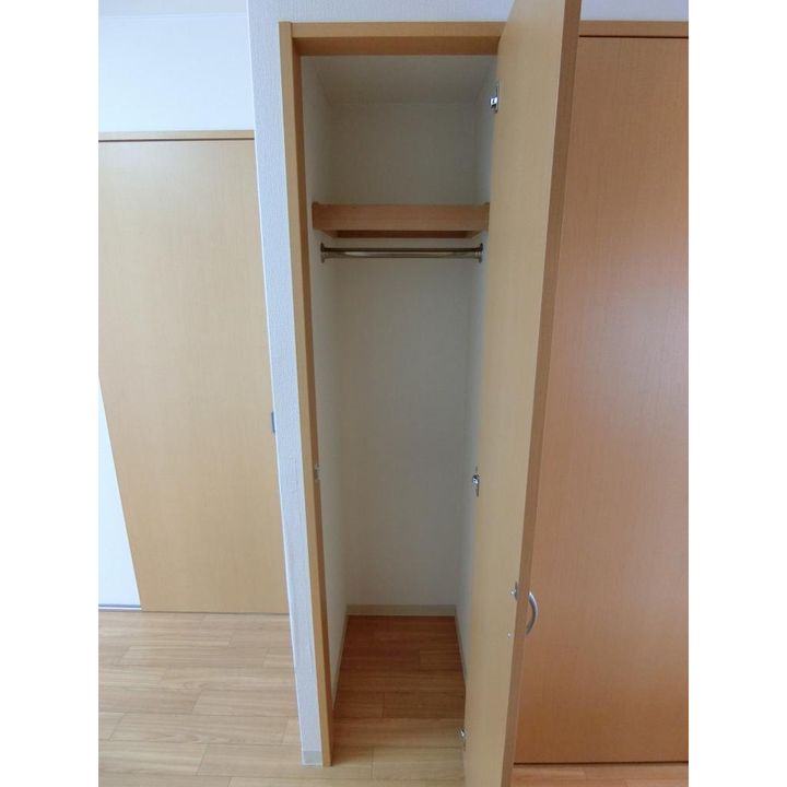 ミックコート東三国302号室の内装
