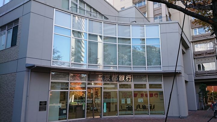 センチュリー三島の周辺