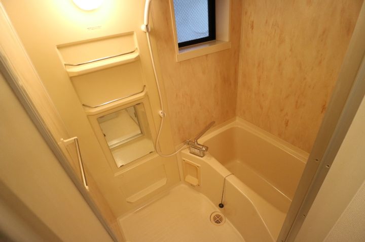 ペニーレイン203の風呂