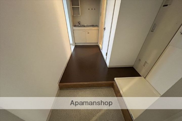 レインボーハイムの玄関