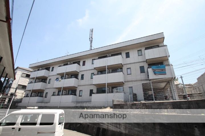 HILLTOP千里山の外観