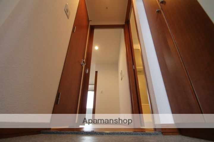 ノルデンハイム江坂の玄関