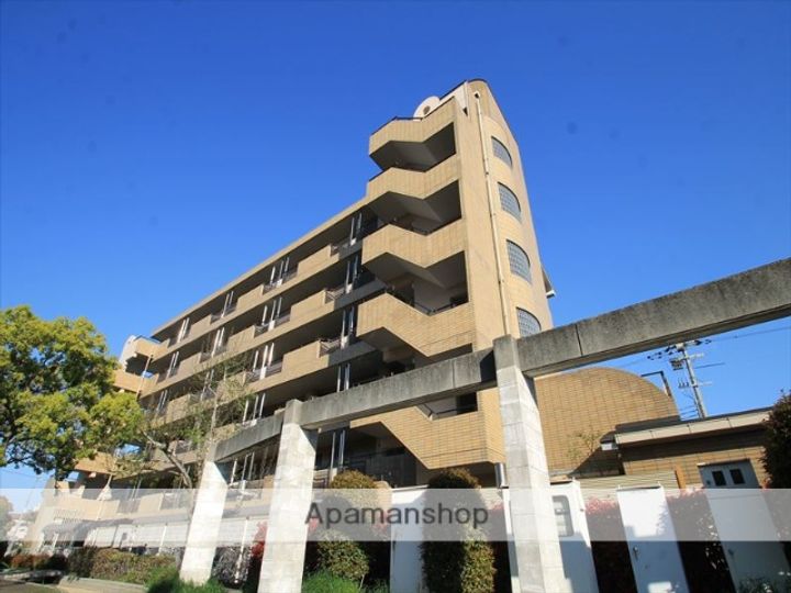 ヴェッサーエントランの外観