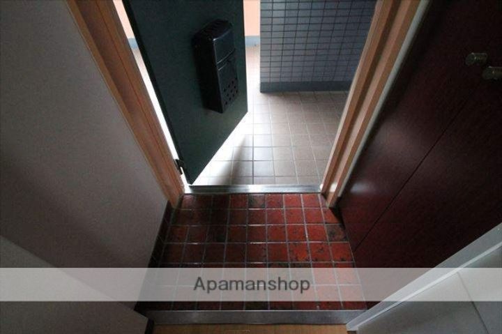 第11土井マンションの玄関