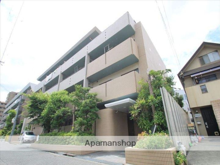 大阪府吹田市佐井寺南が丘の賃貸マンションの外観