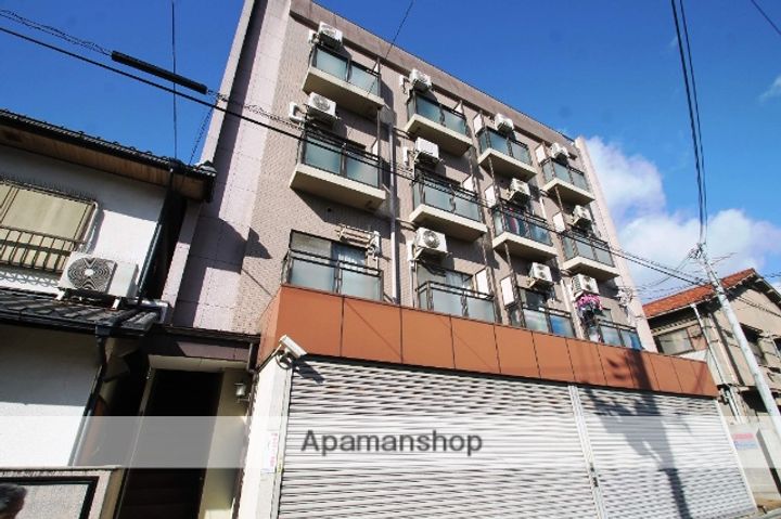 田中マンションの外観