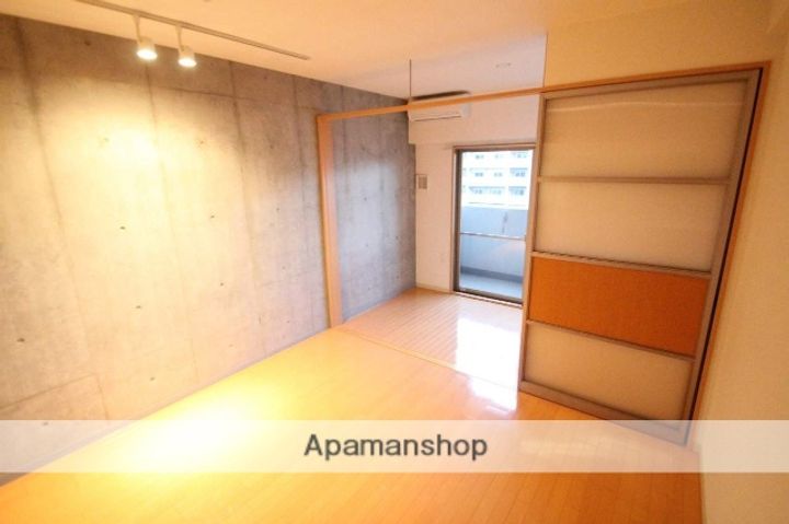 LA DOUCEUR江坂の内装