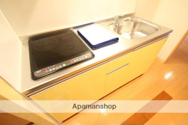 LA DOUCEUR江坂のキッチン