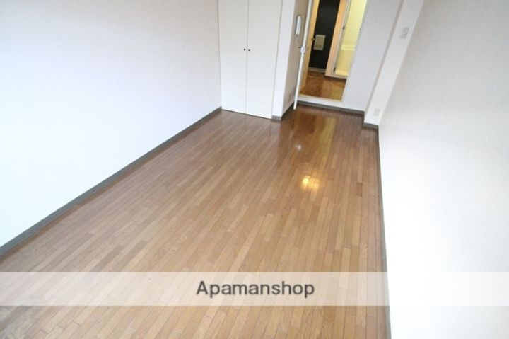 グランヴェルデ緑地の居間