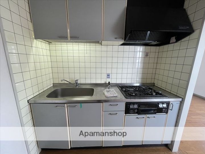 エステート小松のキッチン