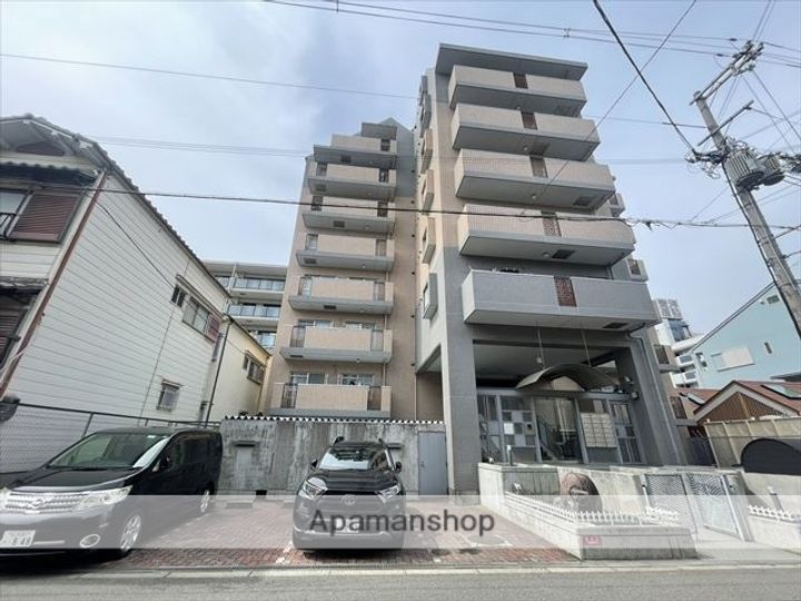 エステート小松の外観