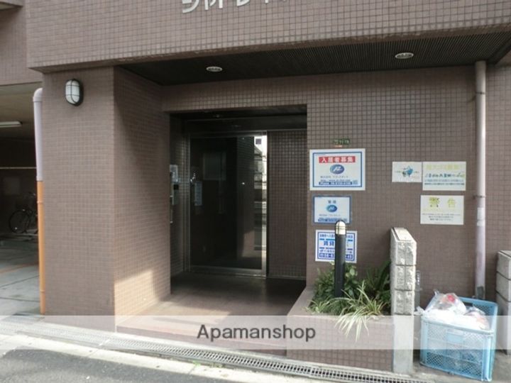 シャトレ下新庄の外観