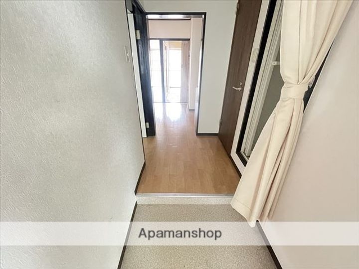 淀川中央マンションの玄関